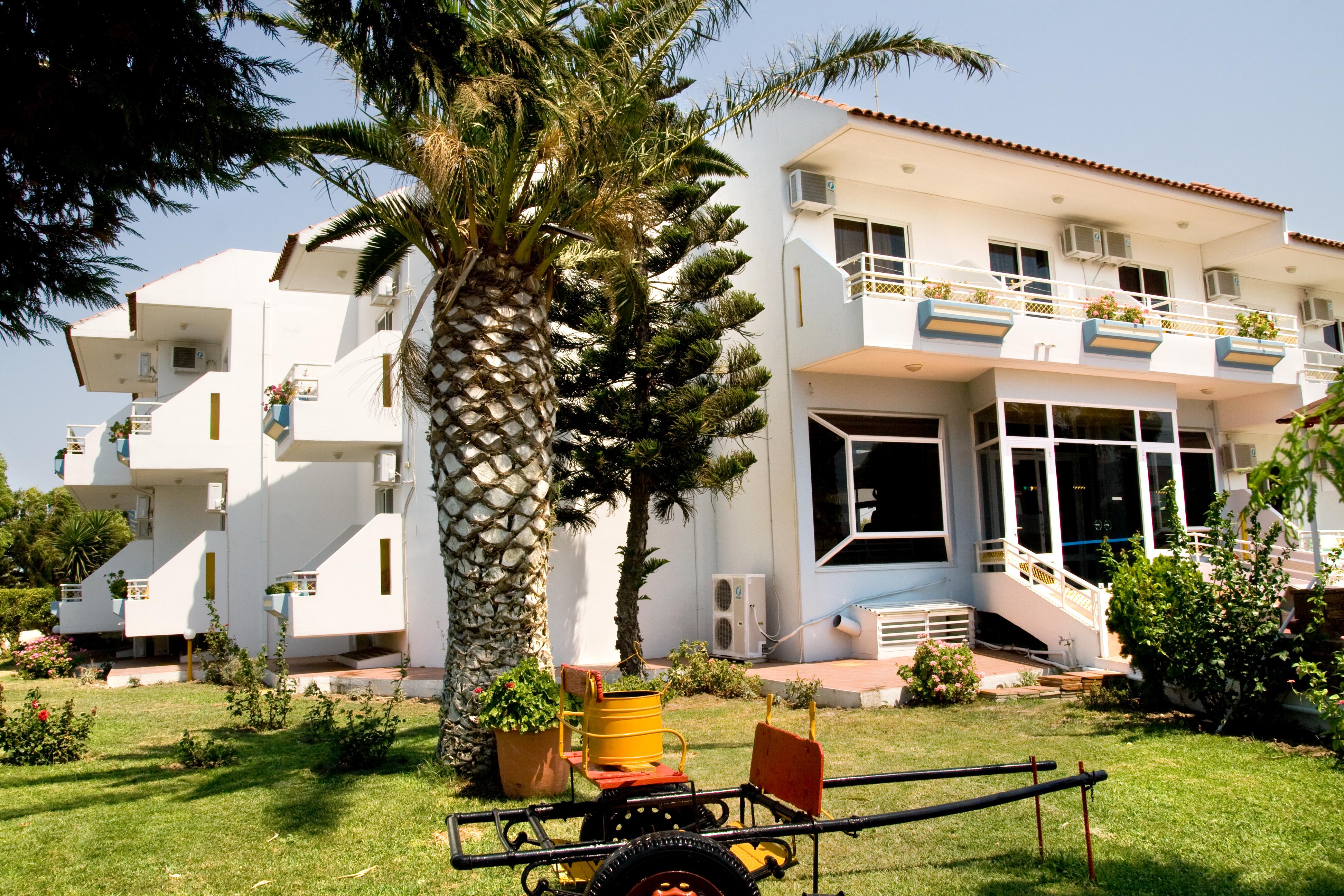 Hotel Asteria Agios Kirykos  Exterior photo