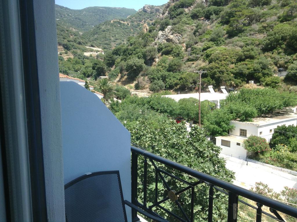 Hotel Asteria Agios Kirykos  Exterior photo